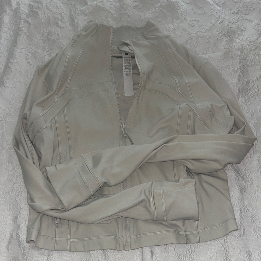 Lululemon cropped define Jacket